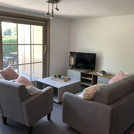 Holiday home Cosy Near Westhoek
