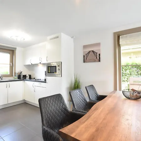 Holiday home Cosy Near Westhoek *
