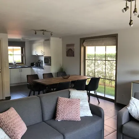 Holiday home Cosy Near Westhoek *