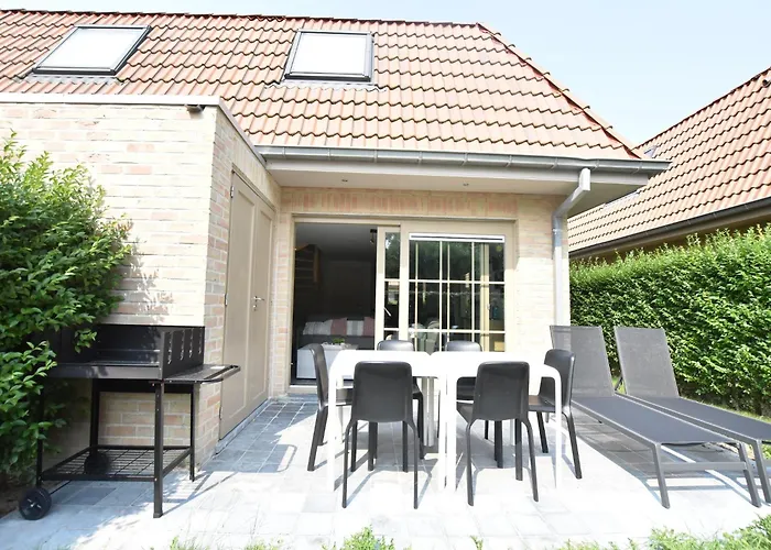 Bright Family With Bikes Holiday home